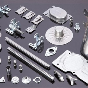 Estamparia de metais automotivos